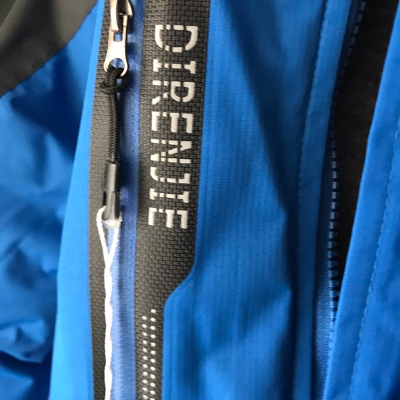 Winter jacket size M🔷🔷🔷🔷 - Picture 7 of 15